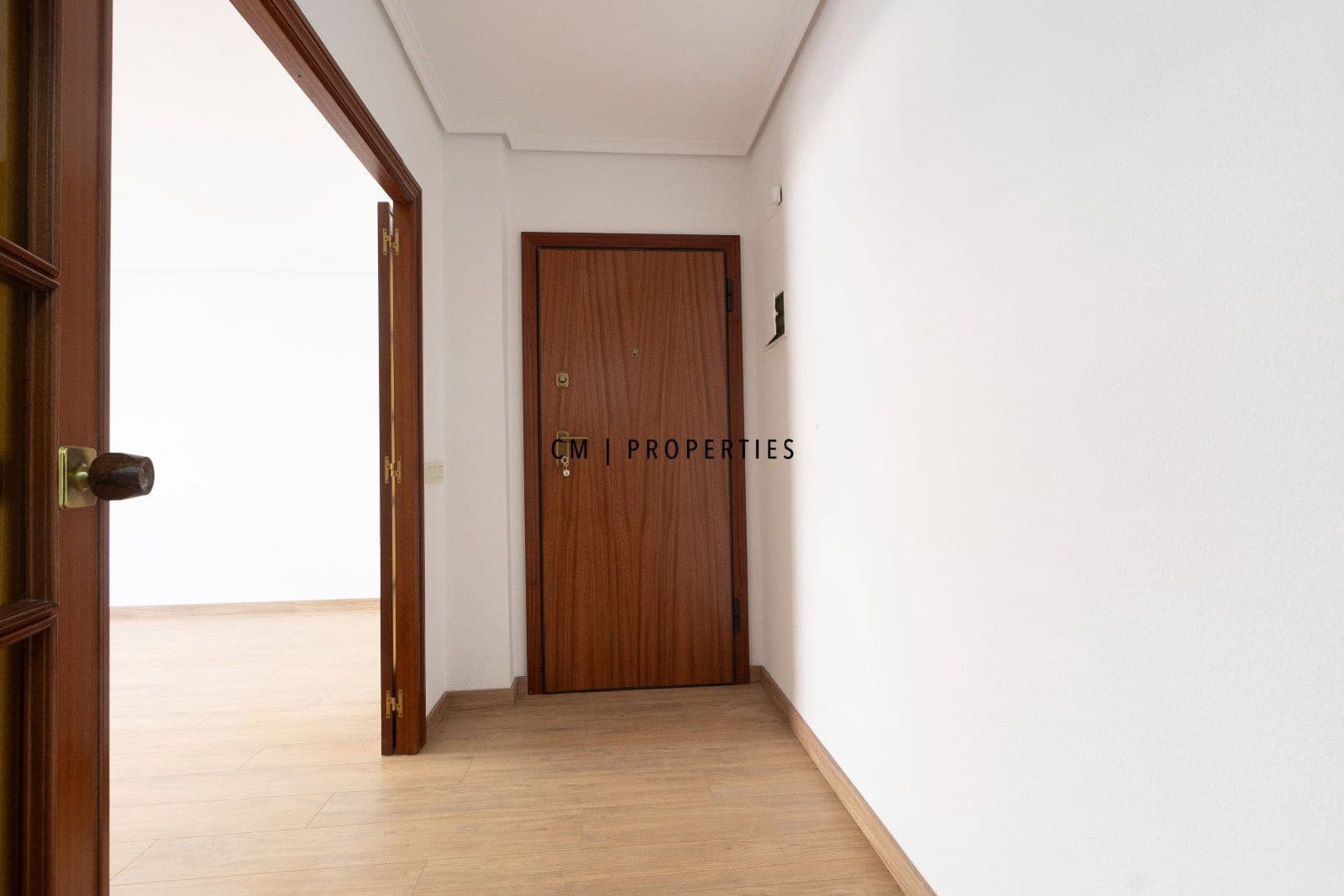 4 soveværelse Lejlighed til leje i Quart de Poblet - € 1.200 (Ref: 9779066)