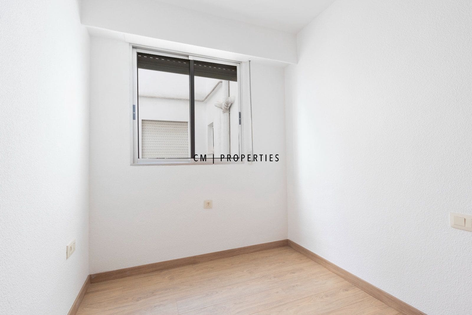 4 soveværelse Lejlighed til leje i Quart de Poblet - € 1.200 (Ref: 9779066)