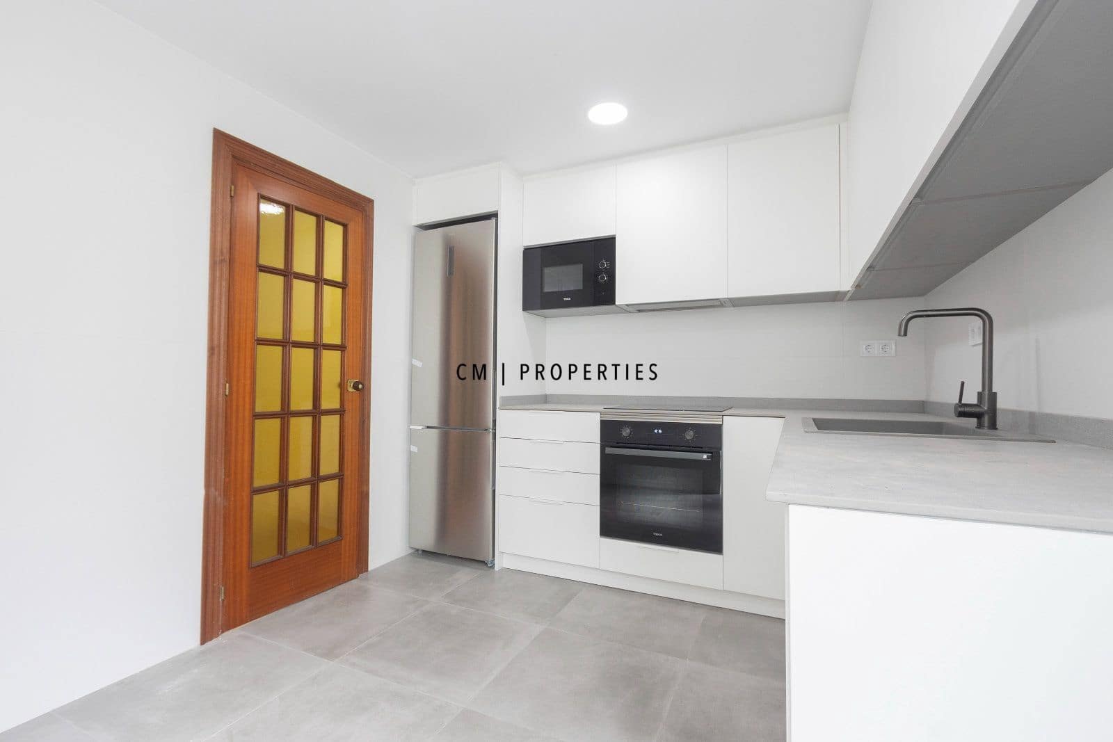 4 soveværelse Lejlighed til leje i Quart de Poblet - € 1.200 (Ref: 9779066)