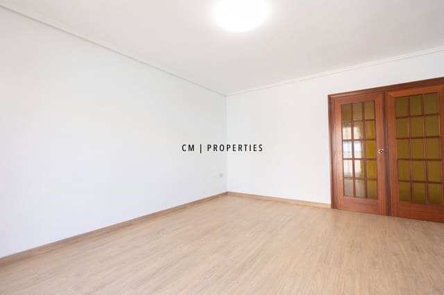 4 soveværelse Lejlighed til leje i Quart de Poblet - € 1.200 (Ref: 9779066)