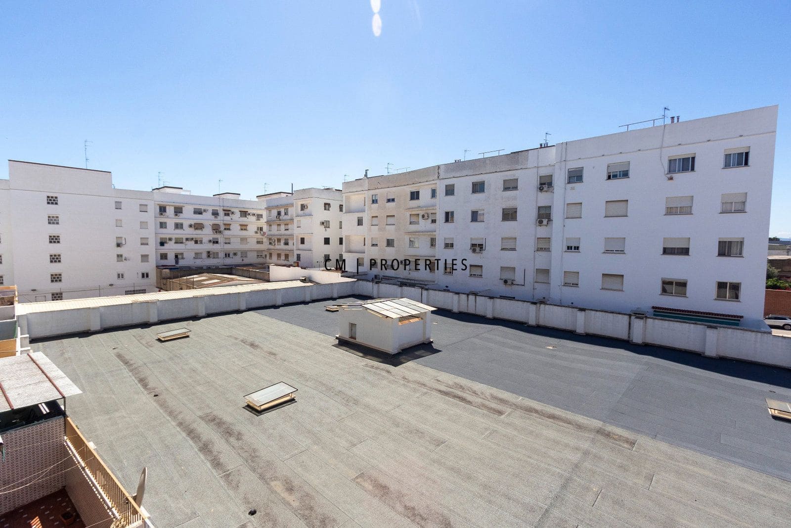 4 soveværelse Lejlighed til leje i Quart de Poblet - € 1.200 (Ref: 9779066)