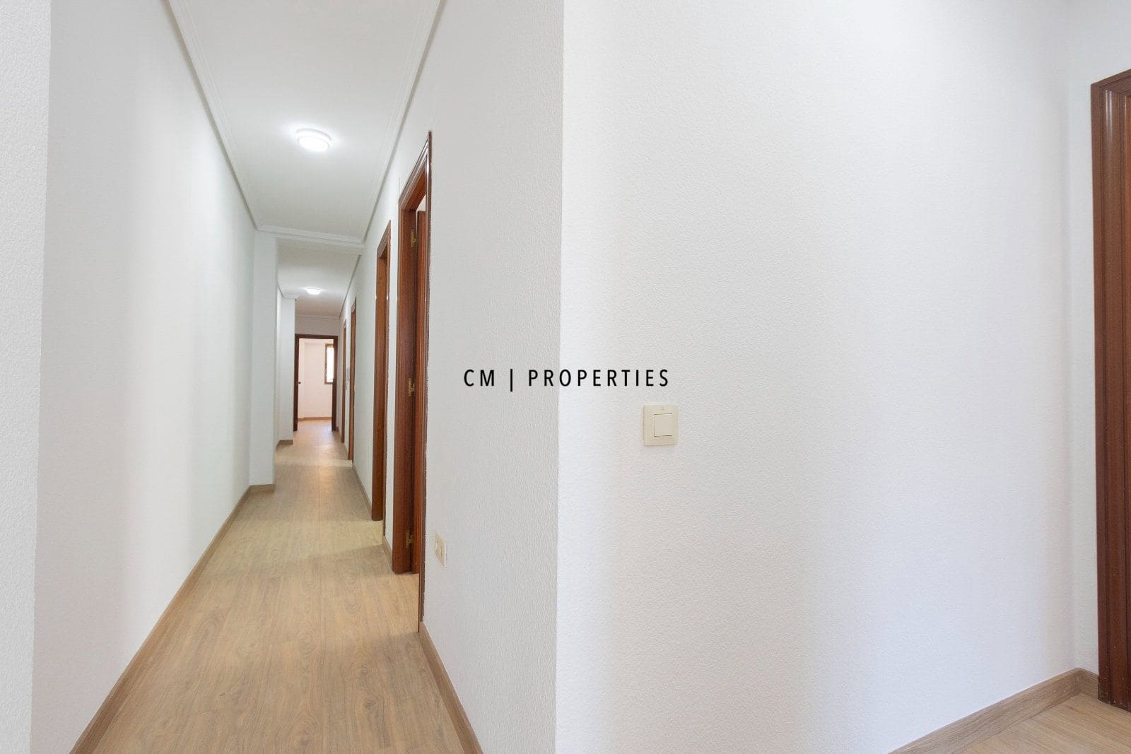 4 soveværelse Lejlighed til leje i Quart de Poblet - € 1.200 (Ref: 9779066)