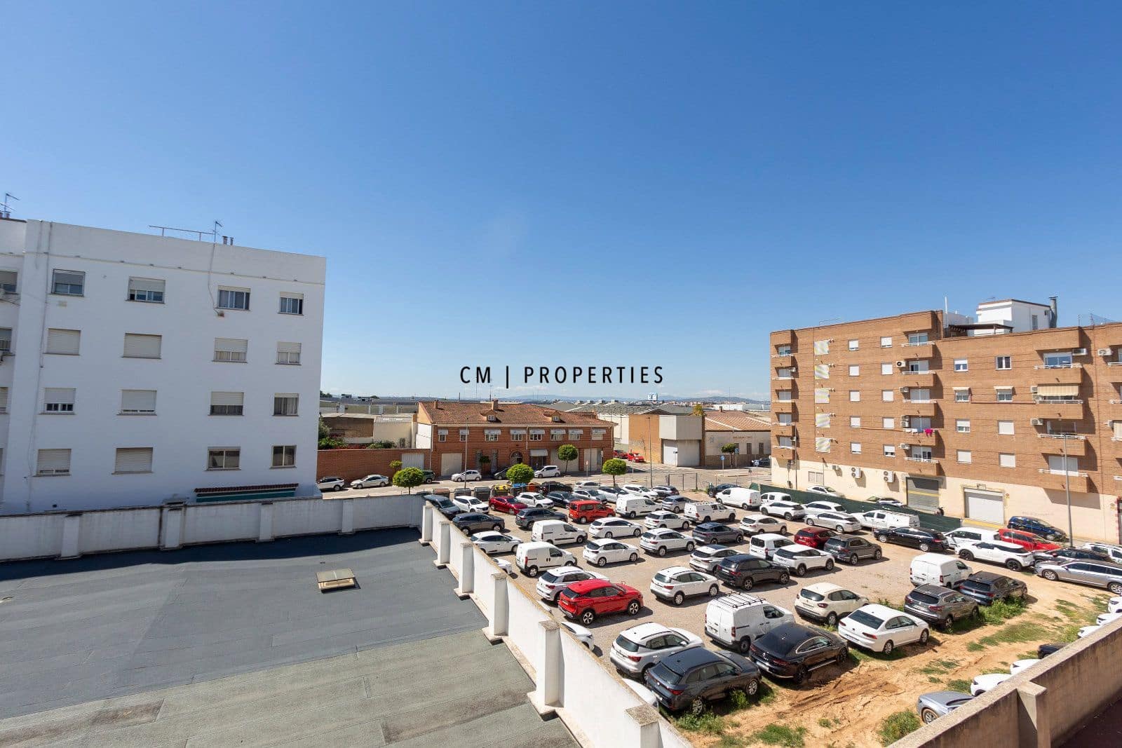 4 soveværelse Lejlighed til leje i Quart de Poblet - € 1.200 (Ref: 9779066)