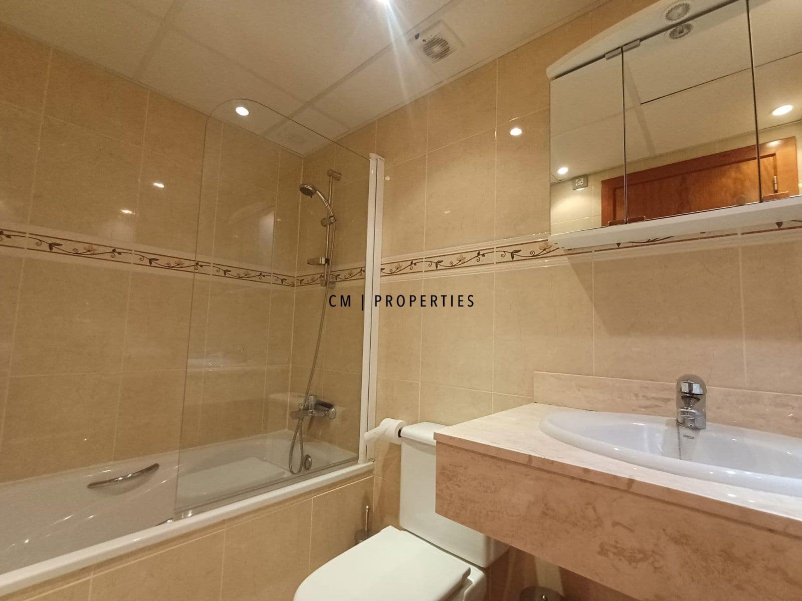 3 bedroom Flat for sale in Altea with garage - € 395,000 (Ref: 9779144)