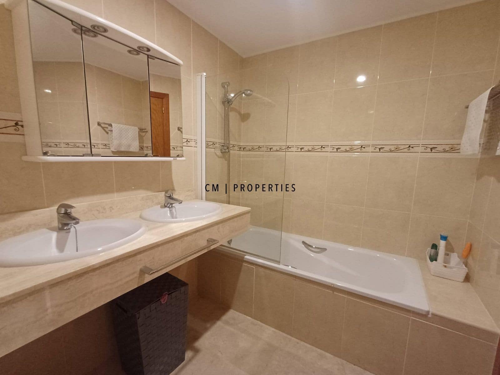 3 bedroom Flat for sale in Altea with garage - € 395,000 (Ref: 9779144)