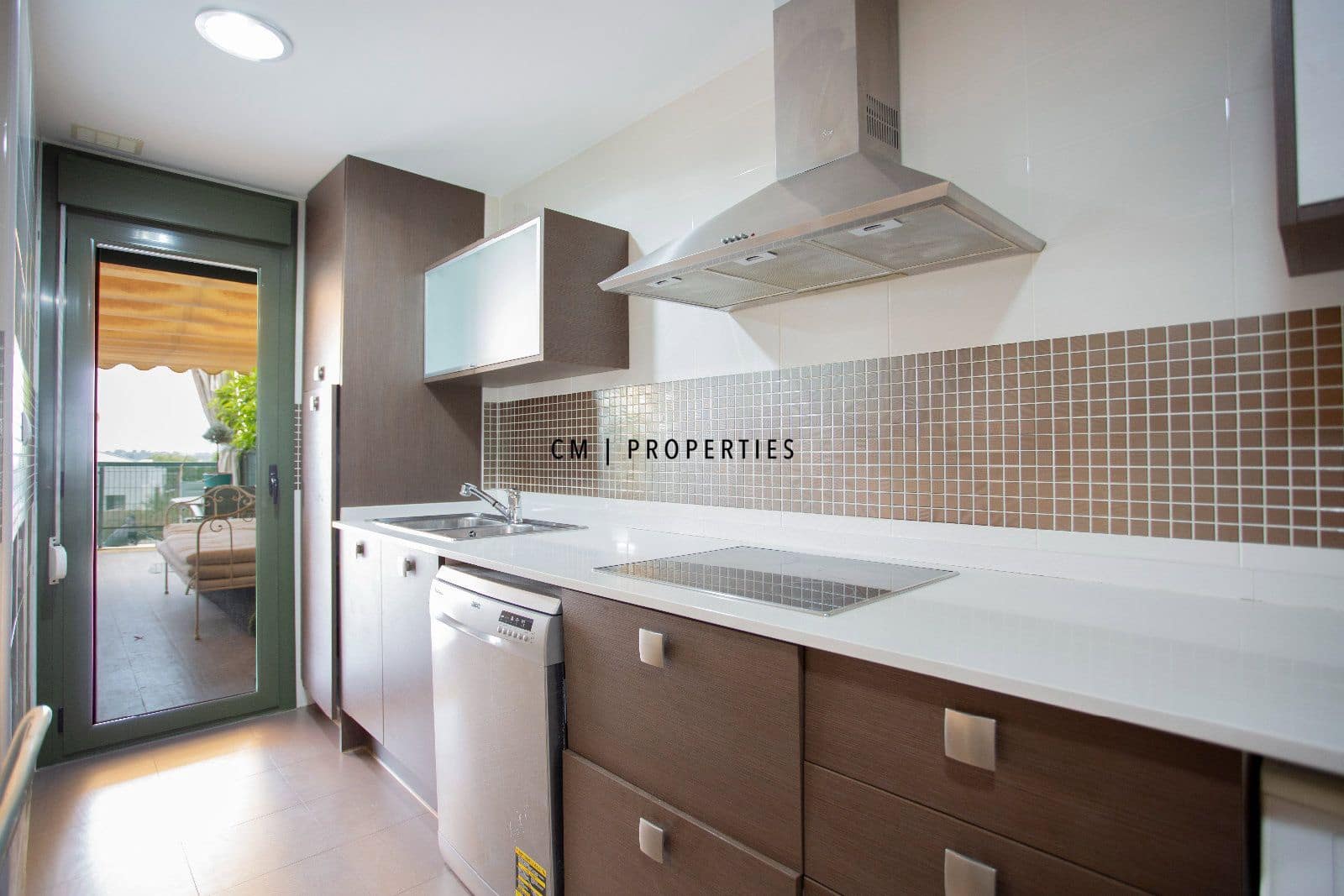 4 soveværelse Byhus til leje i Betera med swimmingpool garage - € 2.500 (Ref: 9779974)