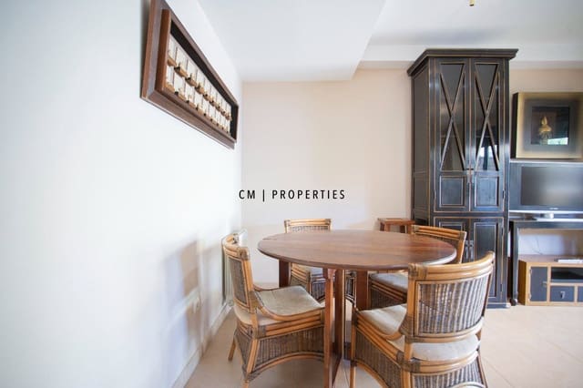 4 soveværelse Byhus til leje i Bétera med swimmingpool garage - € 2.500 (Ref: 9779974)