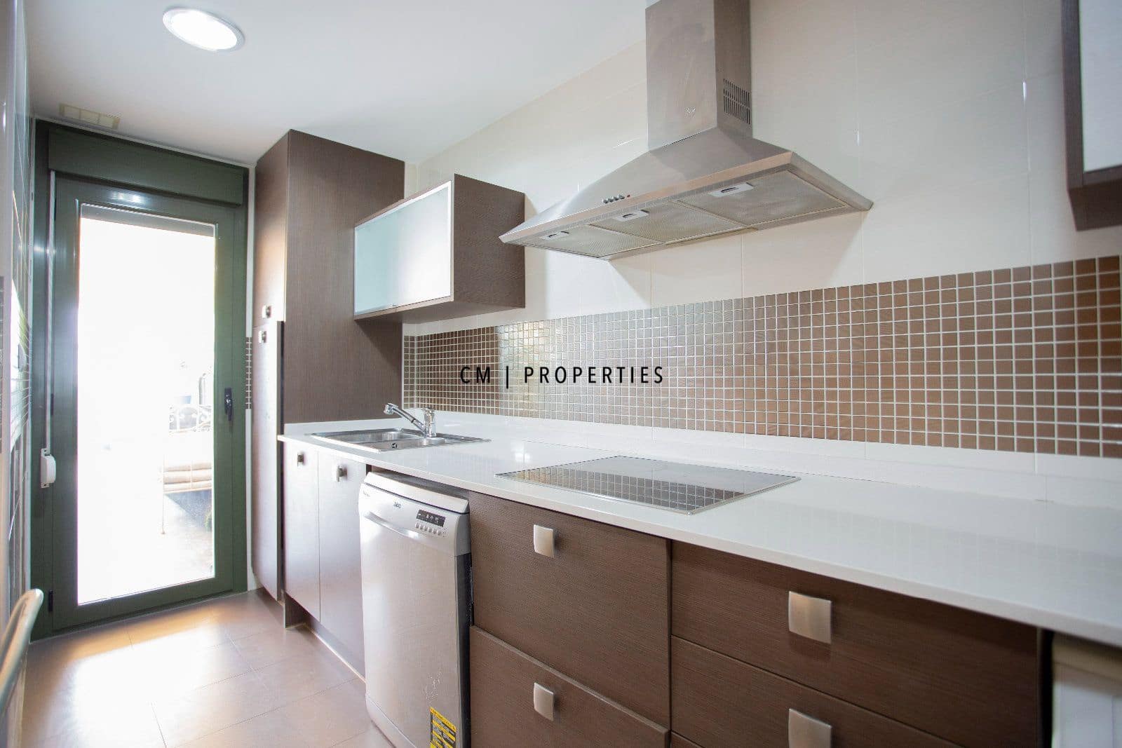 4 soveværelse Byhus til leje i Betera med swimmingpool garage - € 2.500 (Ref: 9779974)