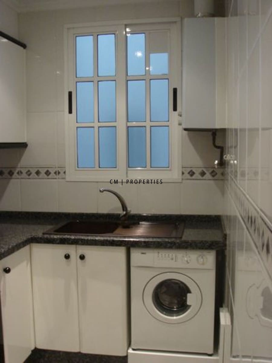 Piso de 3 habitaciones en València ciudad en alquiler - 1.500 € (Ref: 9781101)