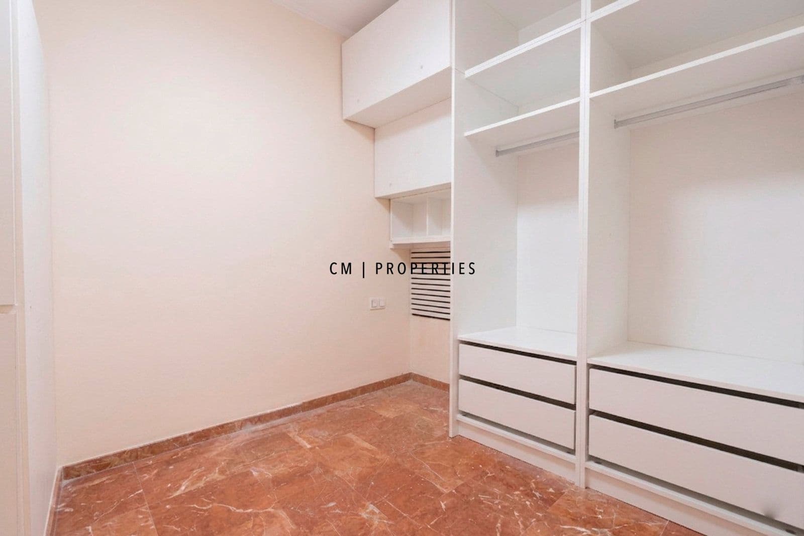 3 camera da letto Appartamento da affittare in Valencia citta - 1.500 € (Rif: 9781101)