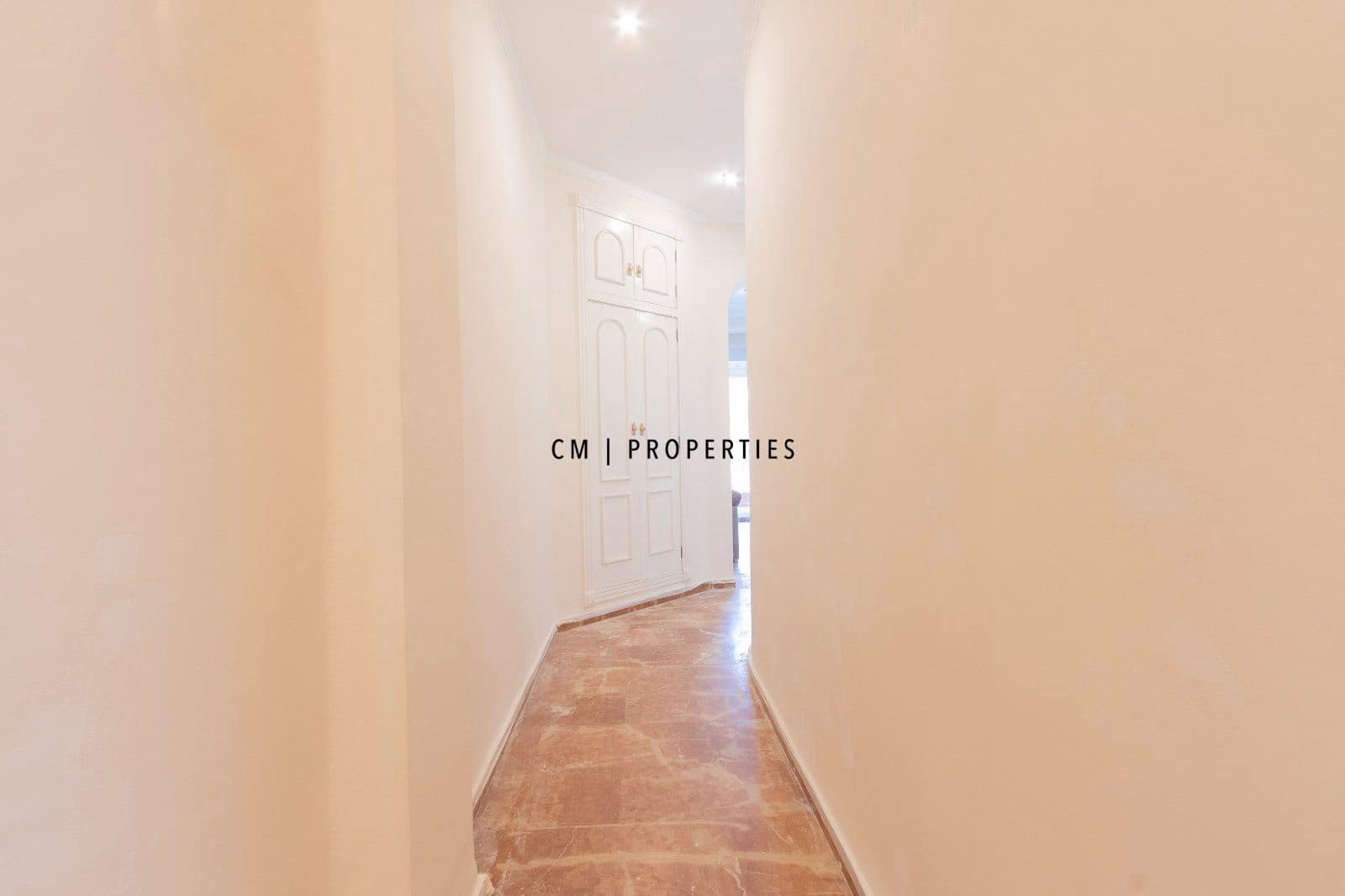 3 camera da letto Appartamento da affittare in Valencia citta - 1.500 € (Rif: 9781101)