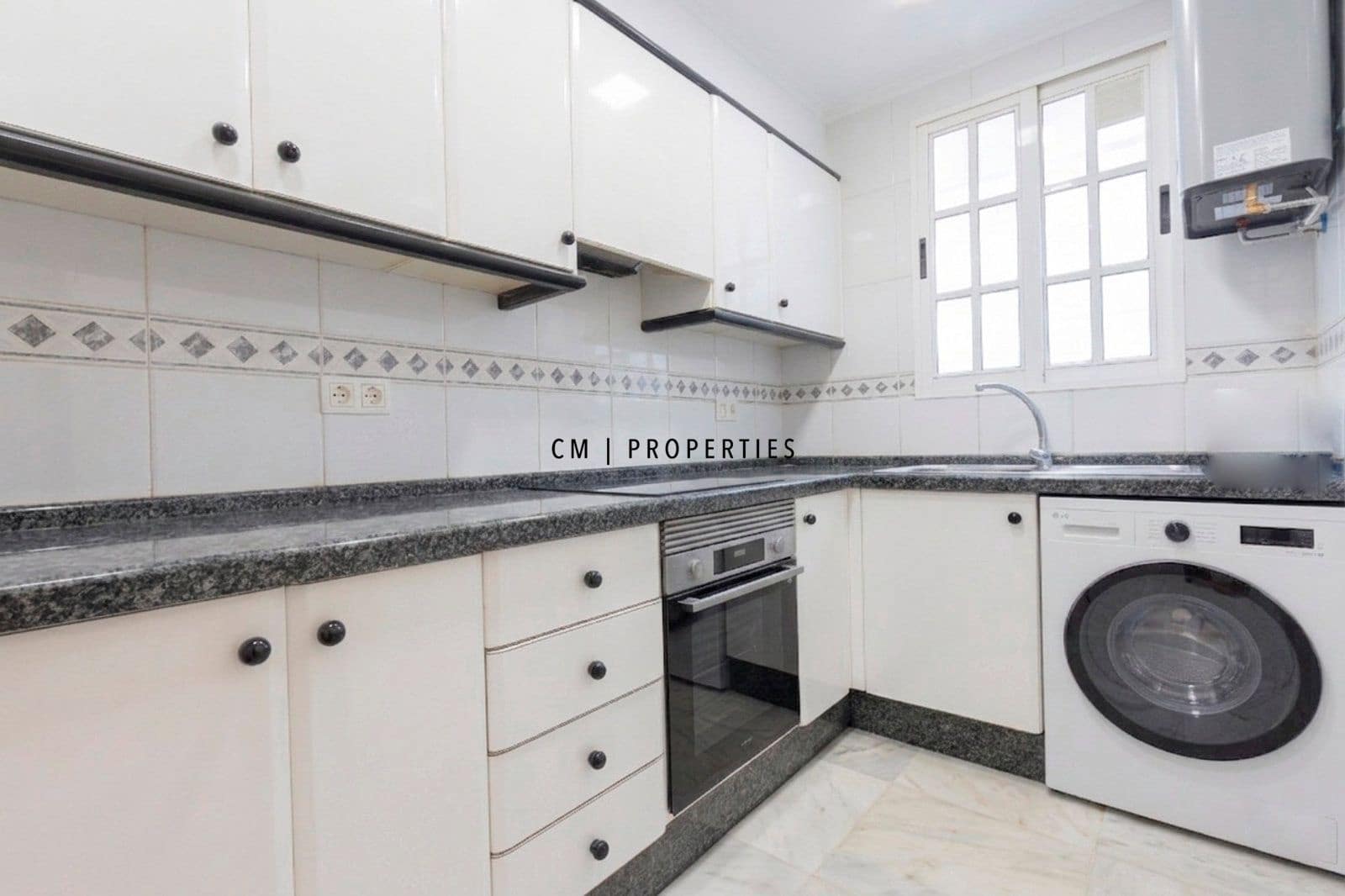 3 camera da letto Appartamento da affittare in Valencia citta - 1.500 € (Rif: 9781101)