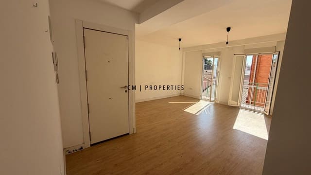 3 soverom Leilighet til leie i Foios - € 950 (Ref: 9781102)