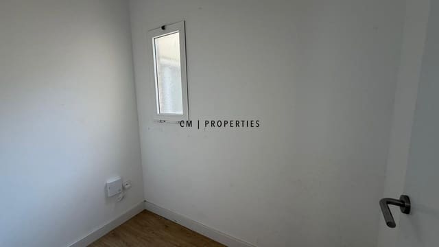 3 soverom Leilighet til leie i Foios - € 950 (Ref: 9781102)