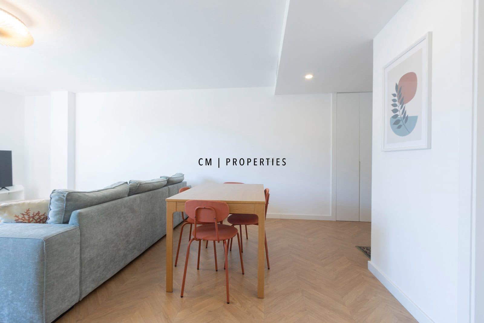 4 quarto Apartamento para arrendar em Valencia cidade - 2 250 € (Ref: 9781103)