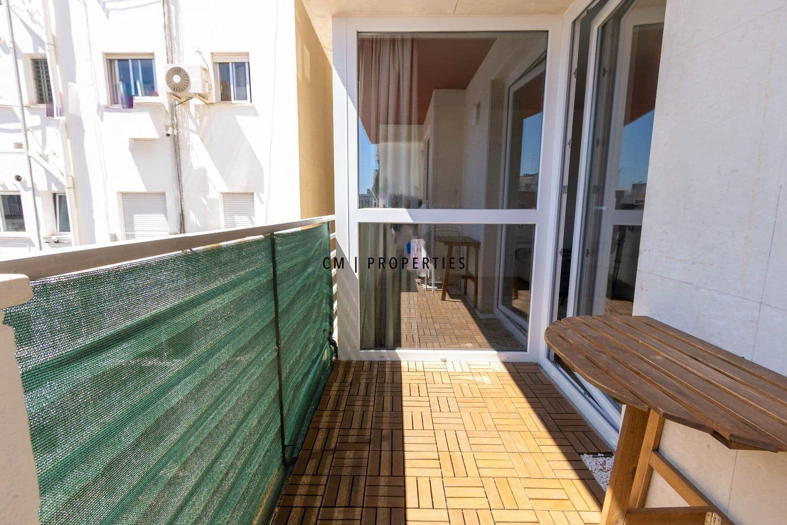 4 quarto Apartamento para arrendar em Valencia cidade - 2 250 € (Ref: 9781103)