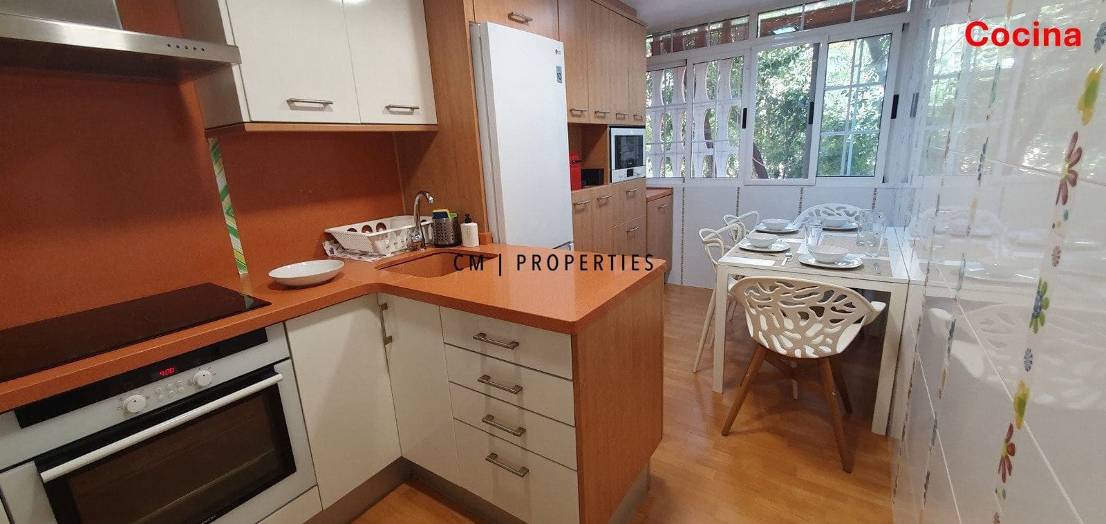 4 sypialnia Mieszkanie do wynajęcia w Miasto Walencja - 2 100 € (Ref: 9781104)