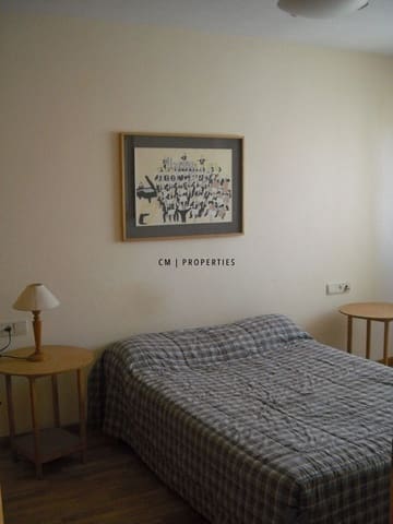 1 soverom Leilighet til leie i Valencia by med svømmebasseng - € 1 050 (Ref: 9781379)