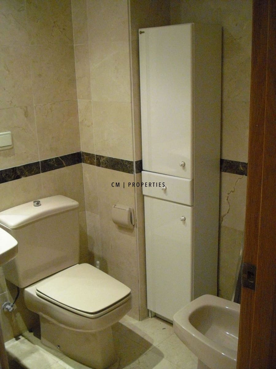 1 soveværelse Lejlighed til leje i Valencia by med swimmingpool - € 1.050 (Ref: 9781379)