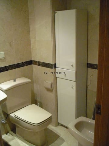 1 soverom Leilighet til leie i Valencia by med svømmebasseng - € 1 050 (Ref: 9781379)