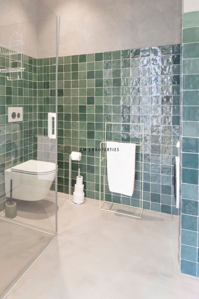 1 quarto Apartamento para arrendar em Valencia cidade - 2 300 € (Ref: 9782293)