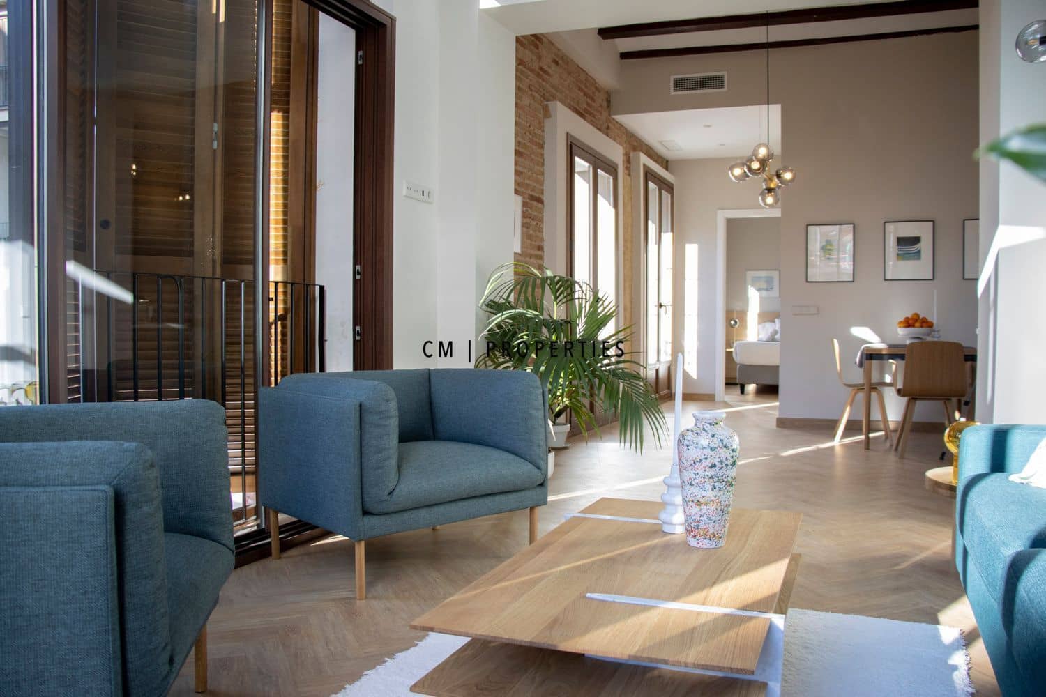 1 quarto Apartamento para arrendar em Valencia cidade - 2 300 € (Ref: 9782293)