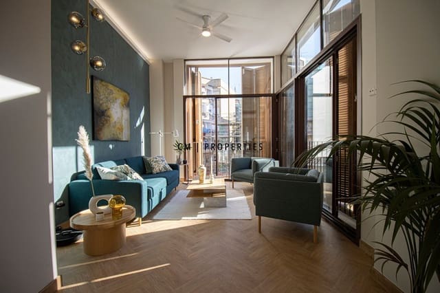 1 quarto Apartamento para arrendar em Ciutat Vella, Valência cidade - 2 300 € (Ref: 9782293)