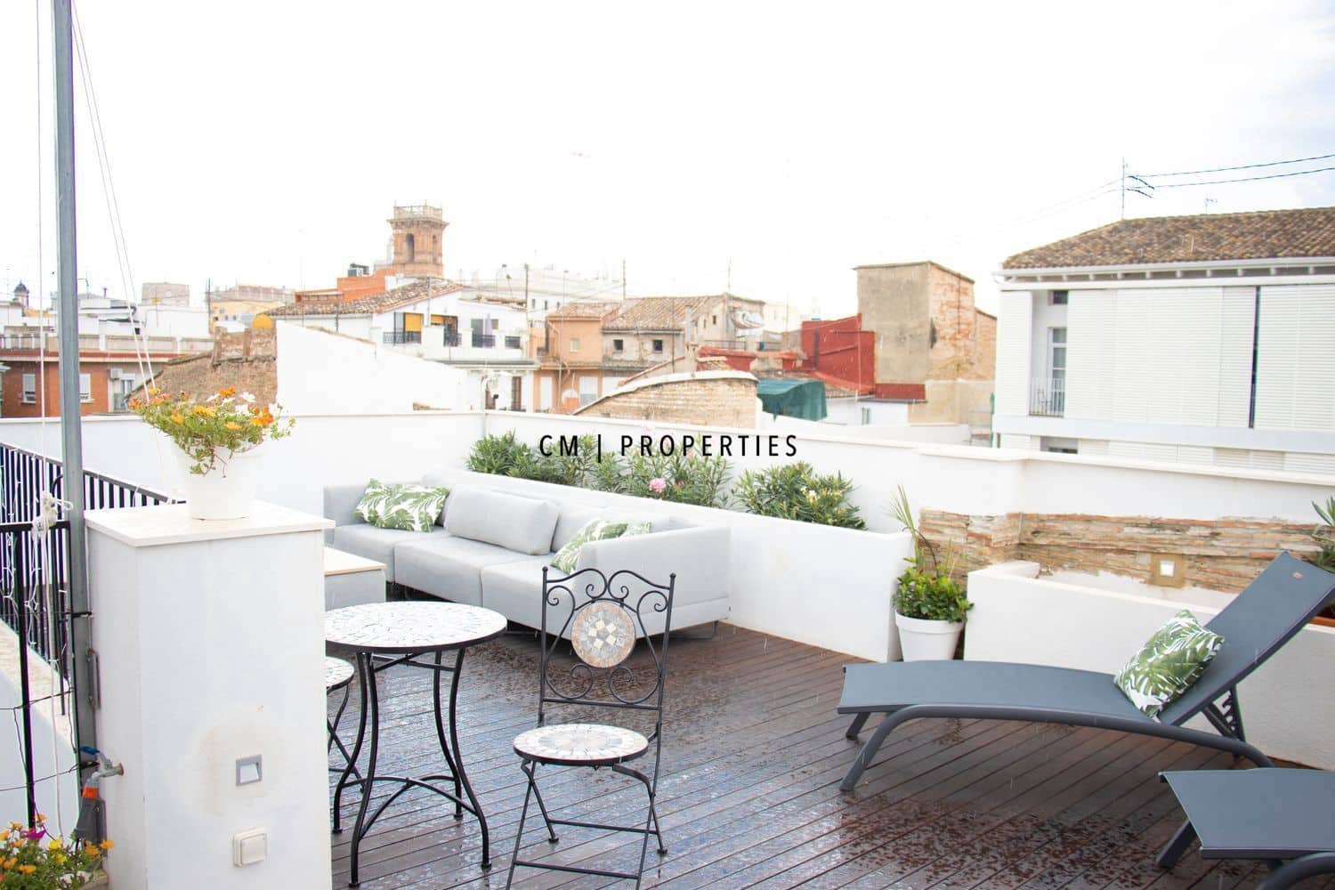 1 quarto Apartamento para arrendar em Valencia cidade - 2 300 € (Ref: 9782293)