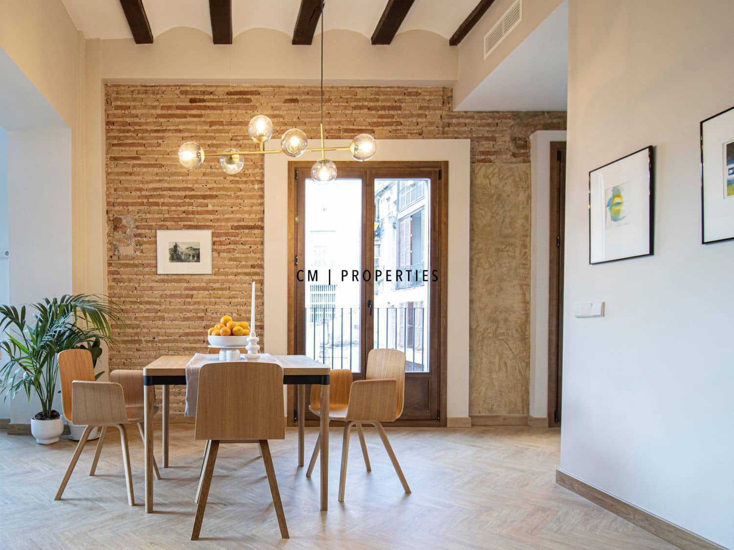 1 quarto Apartamento para arrendar em Valencia cidade - 2 300 € (Ref: 9782293)