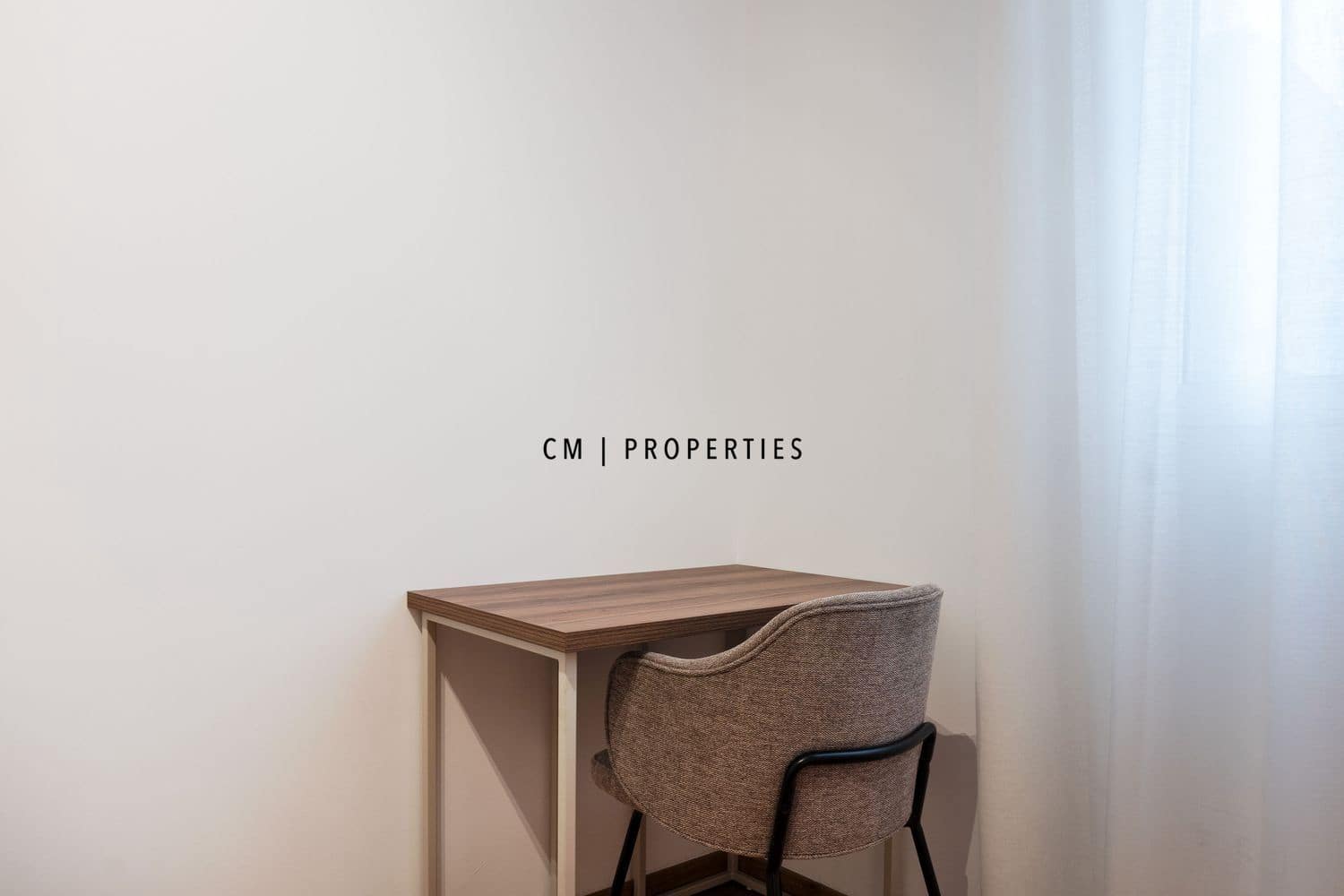 5 sovrum Lägenhet att hyra i Valencia stad - 3 300 € (Ref: 9782294)