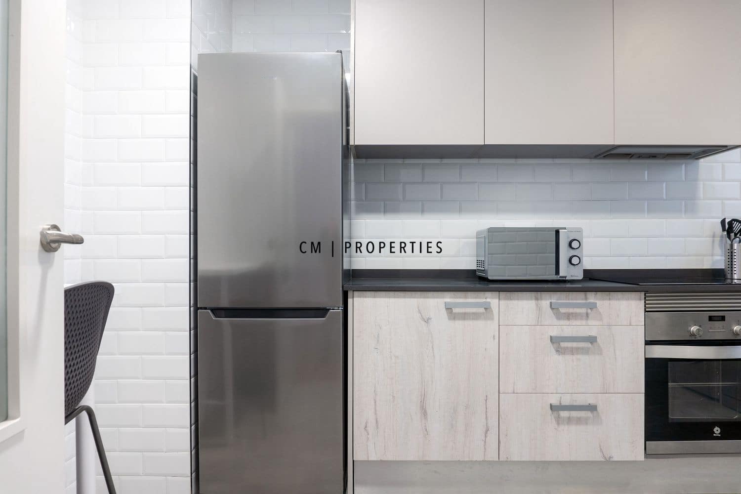 5 sovrum Lägenhet att hyra i Valencia stad - 3 300 € (Ref: 9782294)