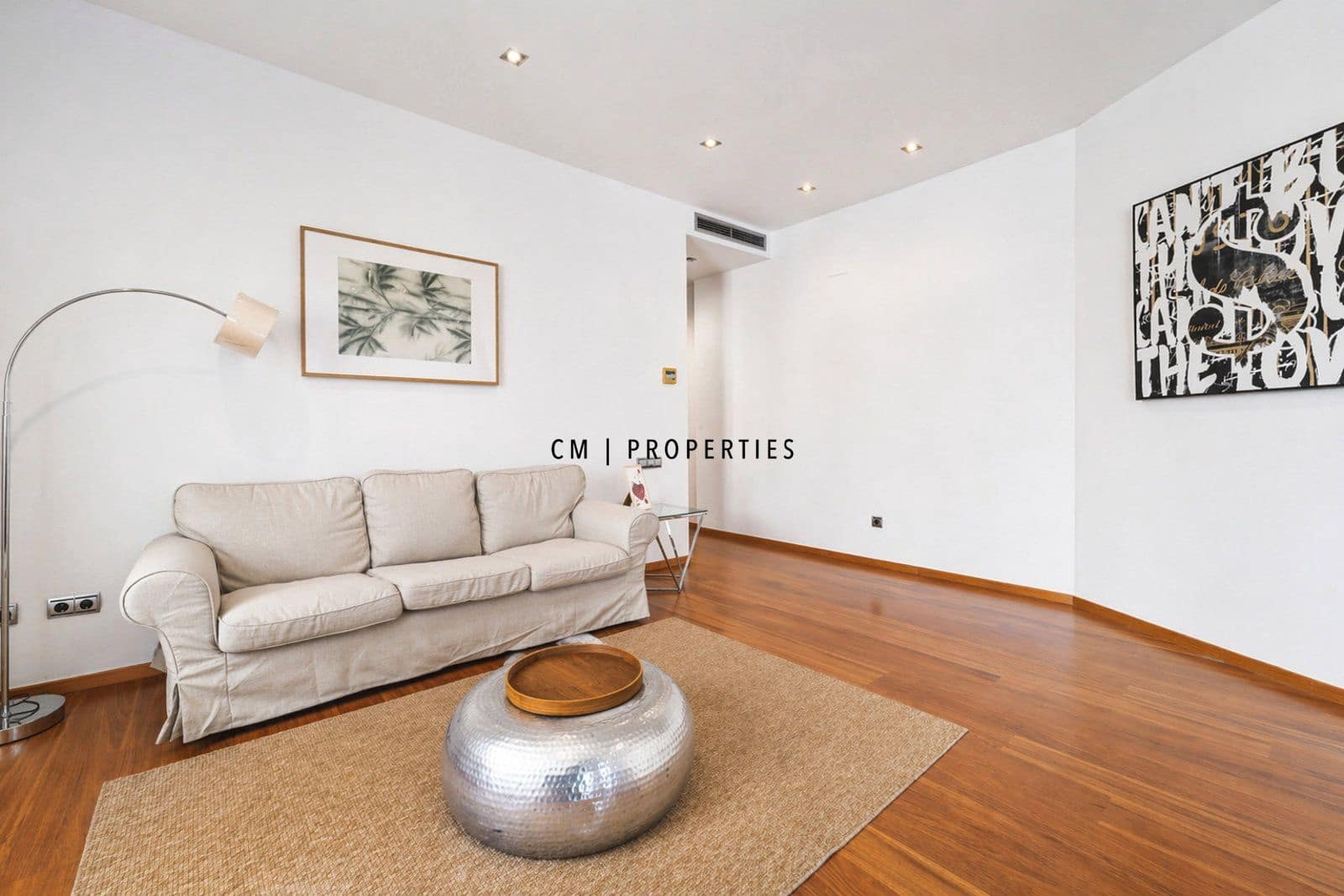 3 bedroom Flat for rent in Valencia city - € 2,500 (Ref: 9782478)