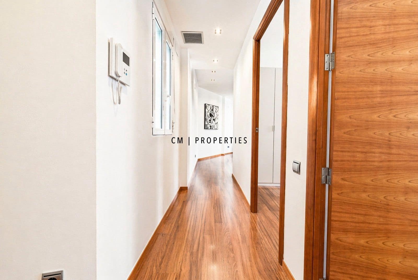 3 bedroom Flat for rent in Valencia city - € 2,500 (Ref: 9782478)