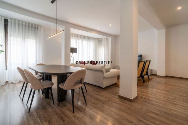 4 makuuhuone Asunto vuokrattavana paikassa Ciutat Vella, Valencia kaupunki - 3 300 € (Ref: 9782479)