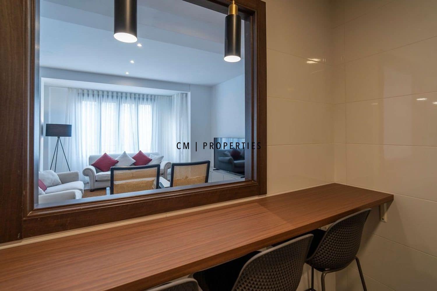 4 makuuhuone Asunto vuokrattavana paikassa Valencia kaupunki - 3 300 € (Ref: 9782479)