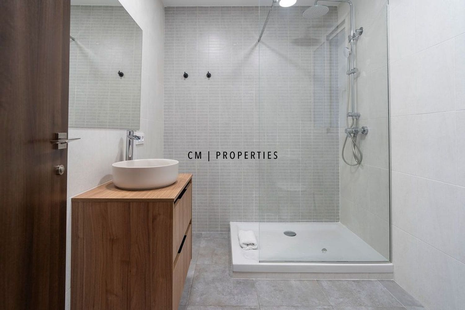 4 makuuhuone Asunto vuokrattavana paikassa Valencia kaupunki - 3 300 € (Ref: 9782479)