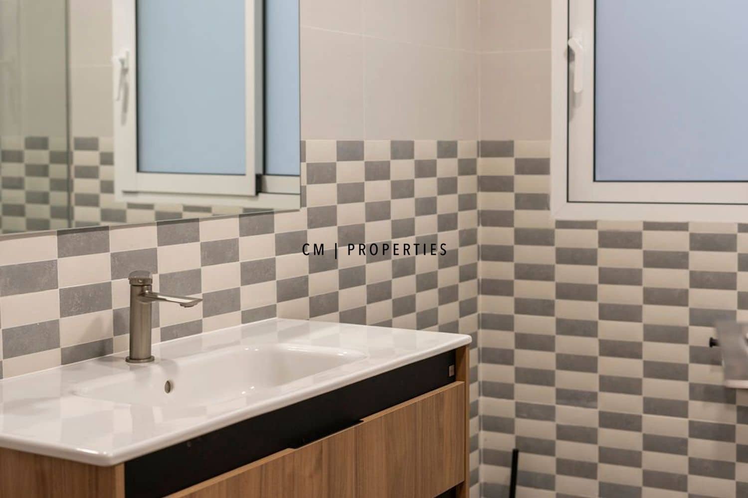 4 makuuhuone Asunto vuokrattavana paikassa Valencia kaupunki - 3 300 € (Ref: 9782479)