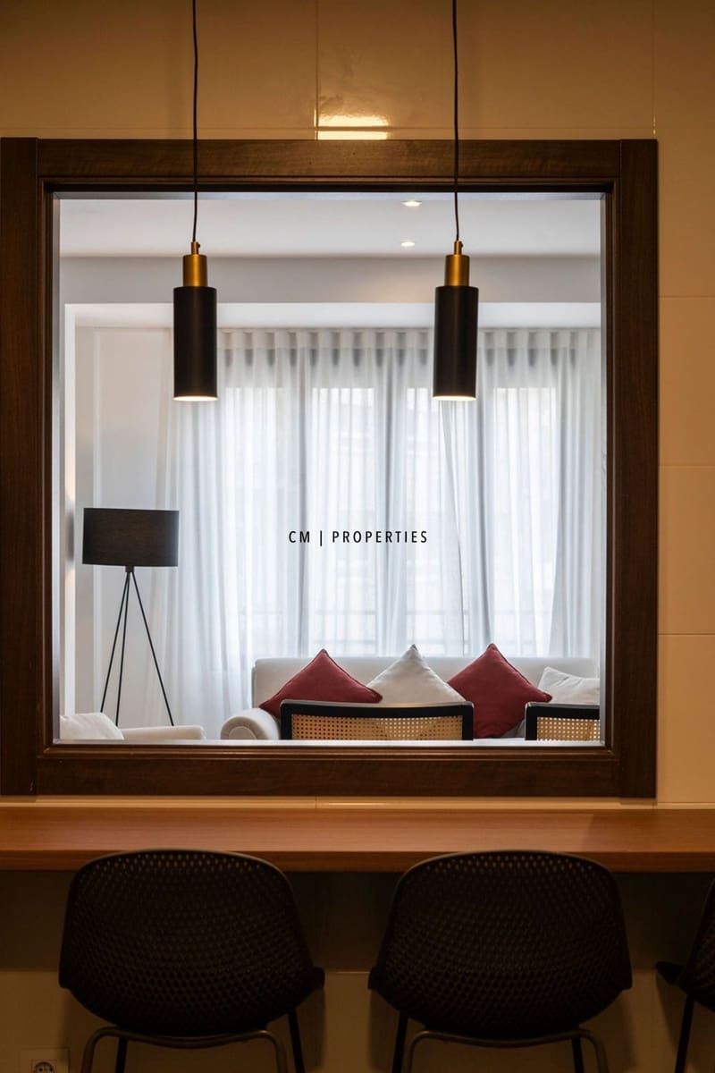 4 makuuhuone Asunto vuokrattavana paikassa Valencia kaupunki - 3 300 € (Ref: 9782479)