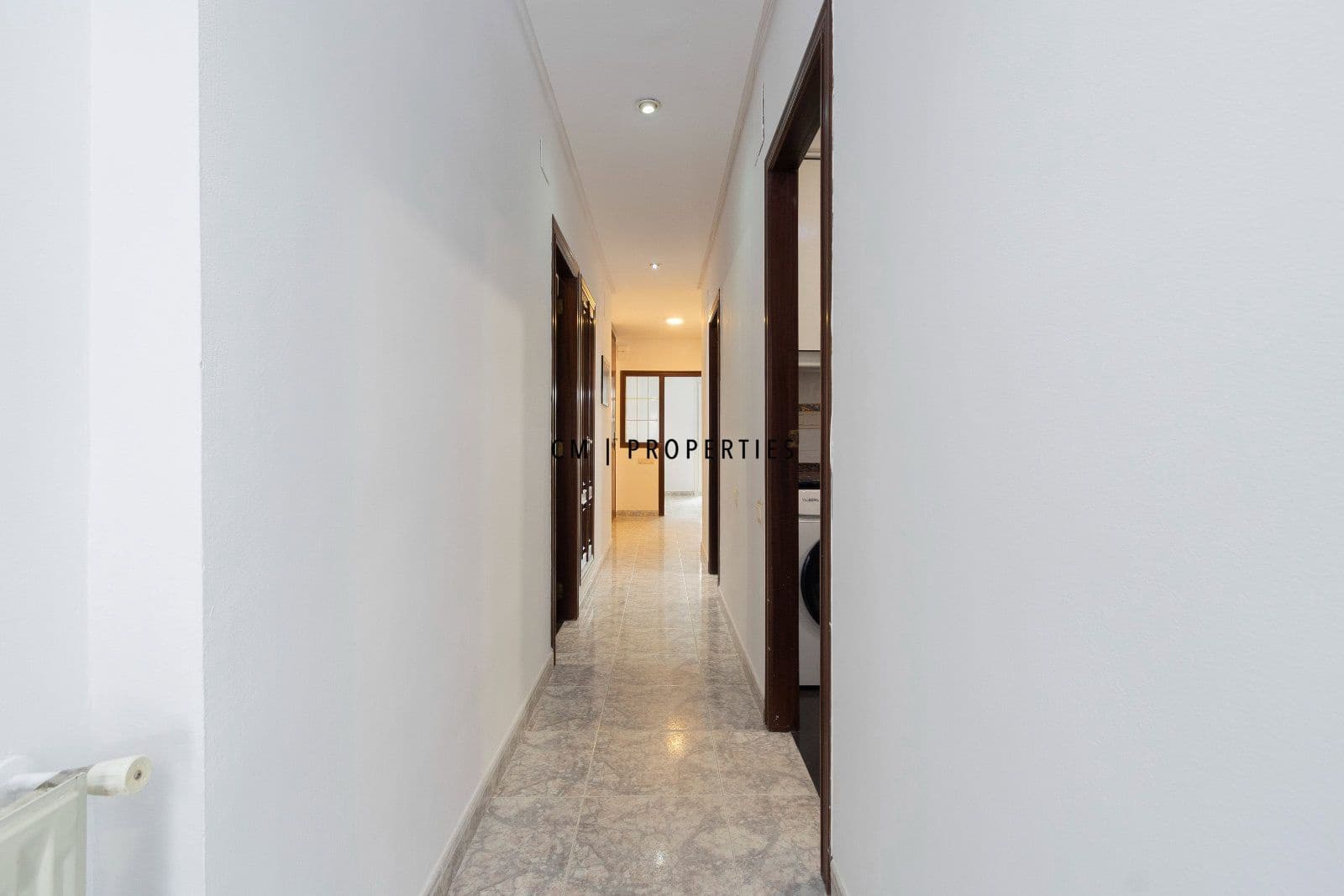 3 bedroom Flat for rent in Valencia city - € 1,670 (Ref: 9782480)