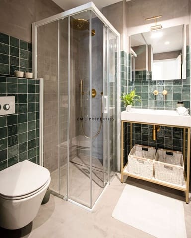 1 quarto Apartamento para arrendar em Ciutat Vella, Valência cidade - 2 000 € (Ref: 9782481)