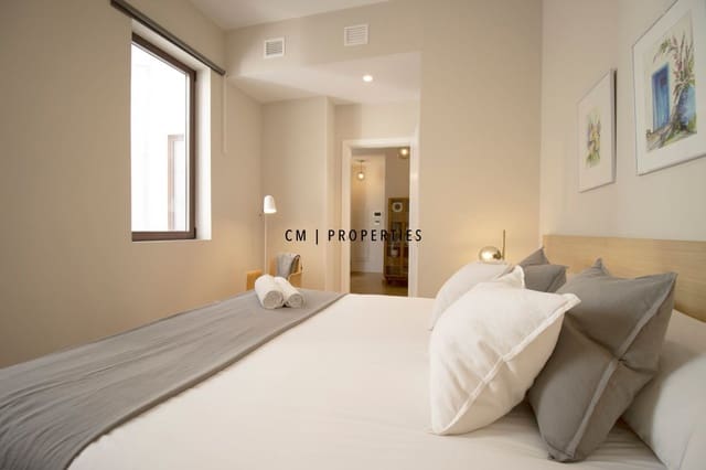 1 quarto Apartamento para arrendar em Ciutat Vella, Valência cidade - 2 000 € (Ref: 9782481)