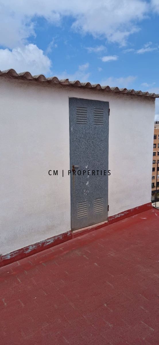 3 bedroom Flat for rent in Valencia city - € 1,670 (Ref: 9783394)