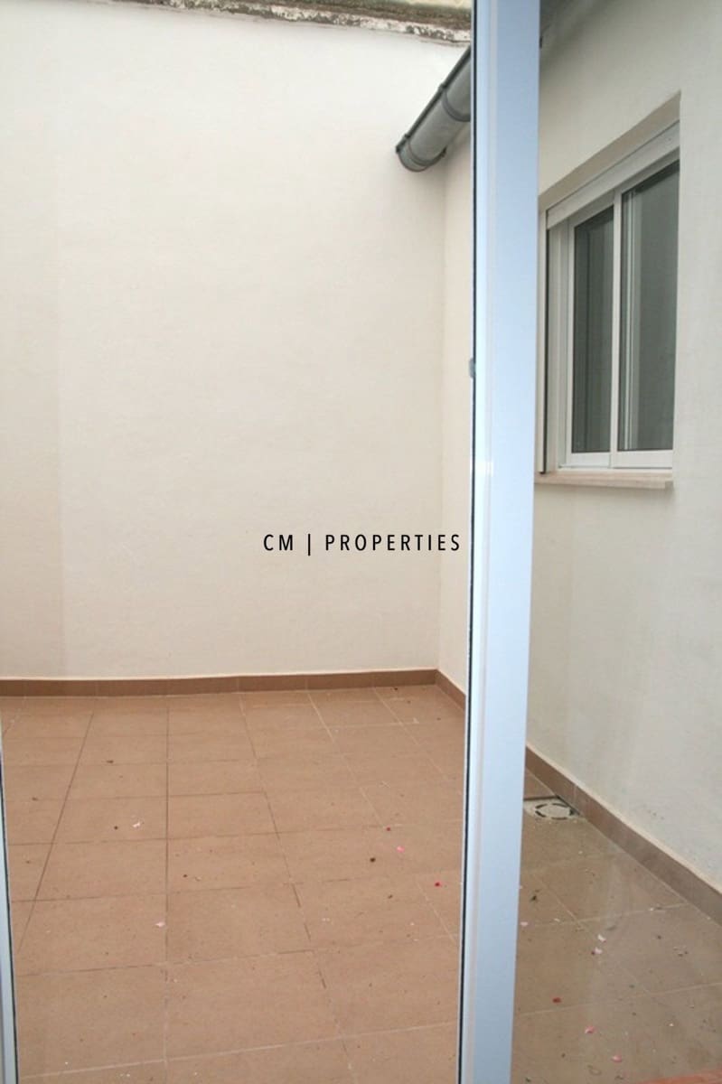 1 slaapkamer Flat te huur in Valencia stad - € 900 (Ref: 9784460)