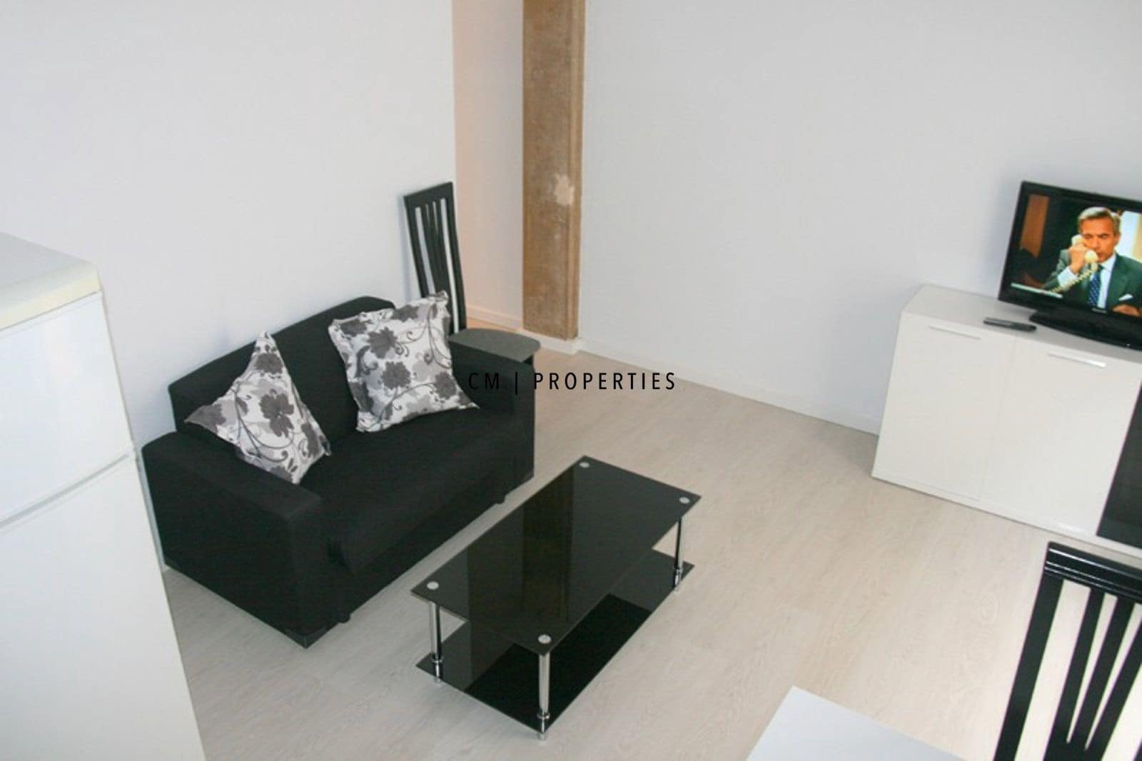 1 slaapkamer Flat te huur in Valencia stad - € 900 (Ref: 9784460)