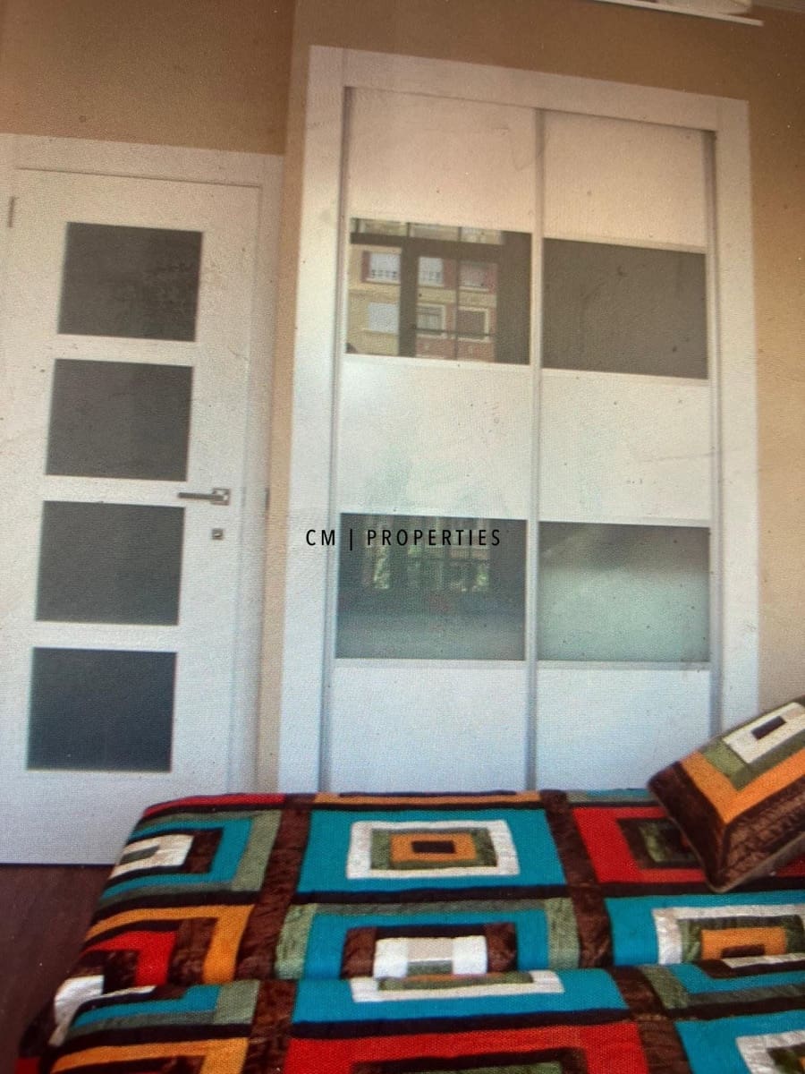 3 soveværelse Lejlighed til leje i Valencia by - € 2.000 (Ref: 9787706)