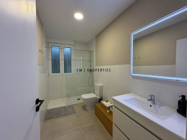 4 quarto Moradia para arrendar em La Cañada, Paterna com piscina garagem - 2 800 € (Ref: 9789420)