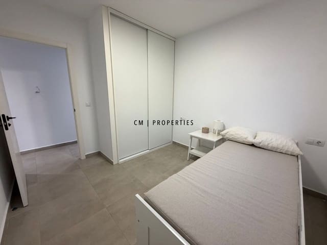 4 quarto Moradia para arrendar em La Cañada, Paterna com piscina garagem - 2 800 € (Ref: 9789420)