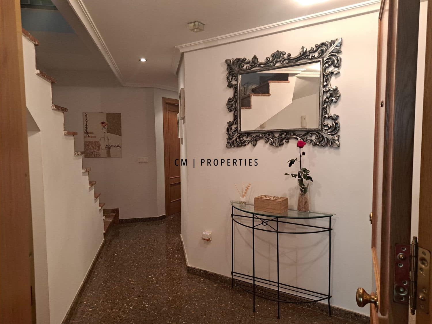 3 soverom Leilighet til salgs i Aldaia med garasje - € 305 000 (Ref: 9789620)