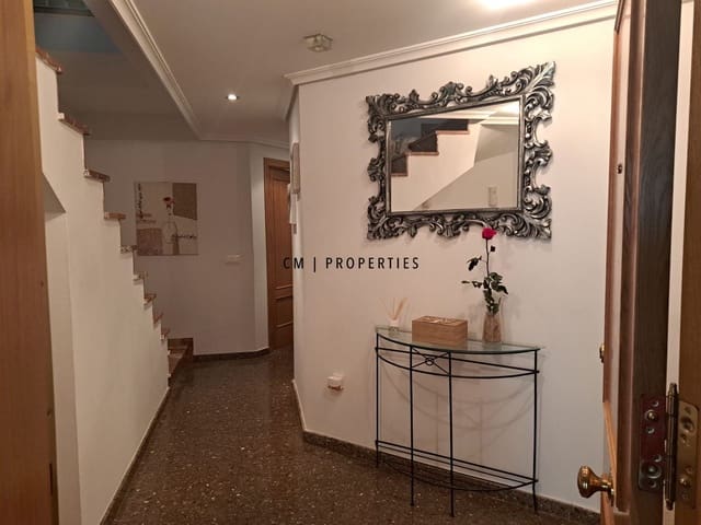 3 soverom Leilighet til salgs i Aldaia med garasje - € 305 000 (Ref: 9789620)