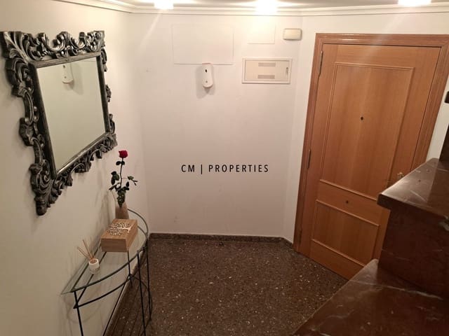 3 soverom Leilighet til salgs i Aldaia med garasje - € 305 000 (Ref: 9789620)